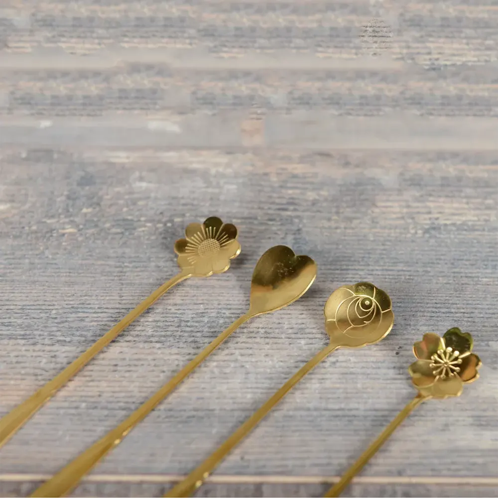 Long flower gold spoons