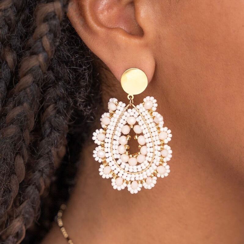 Oval beige earrings with pearls - MyJewellery