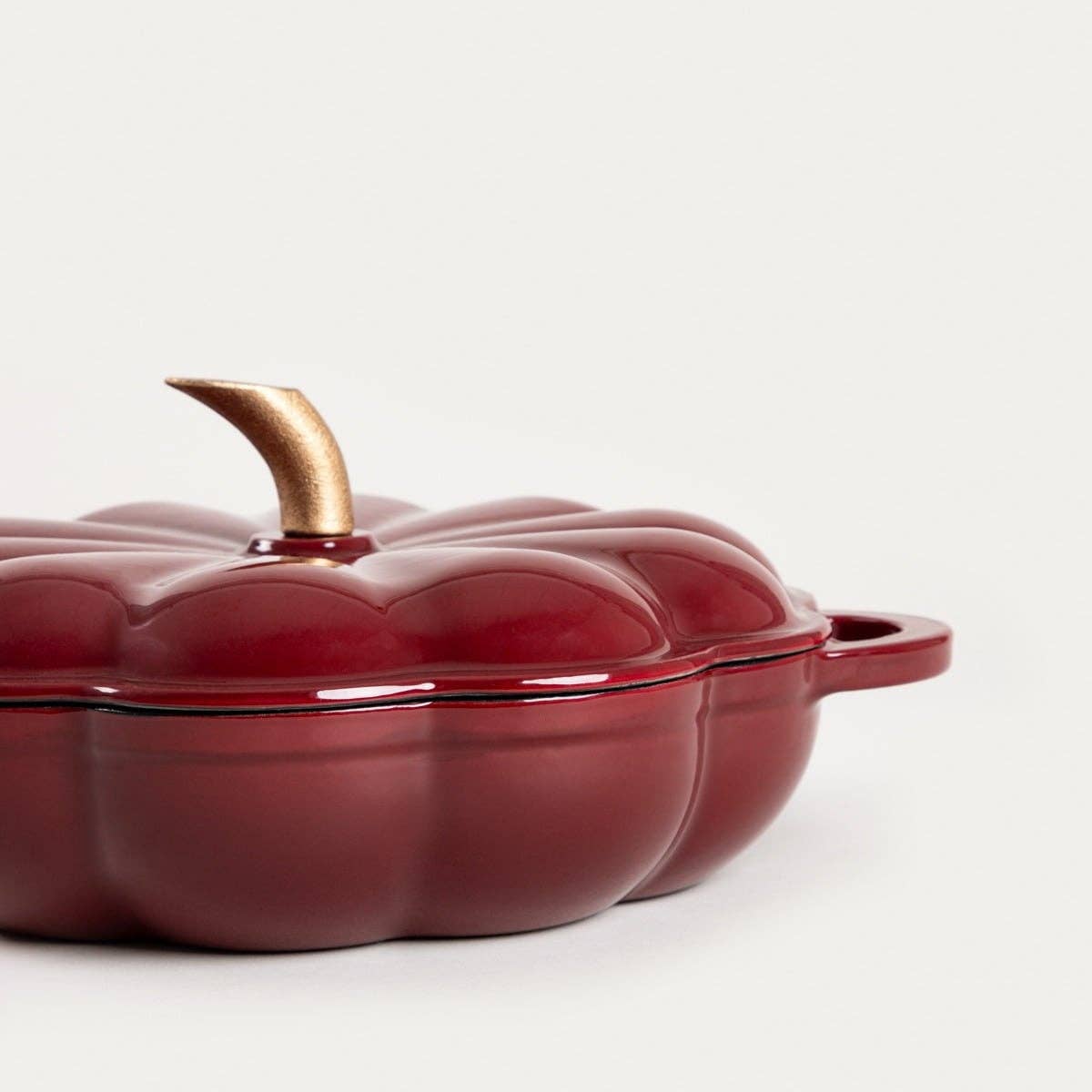 PRECOMMANDE - Cocotte citrouille en fonte bordeaux 1,5 L