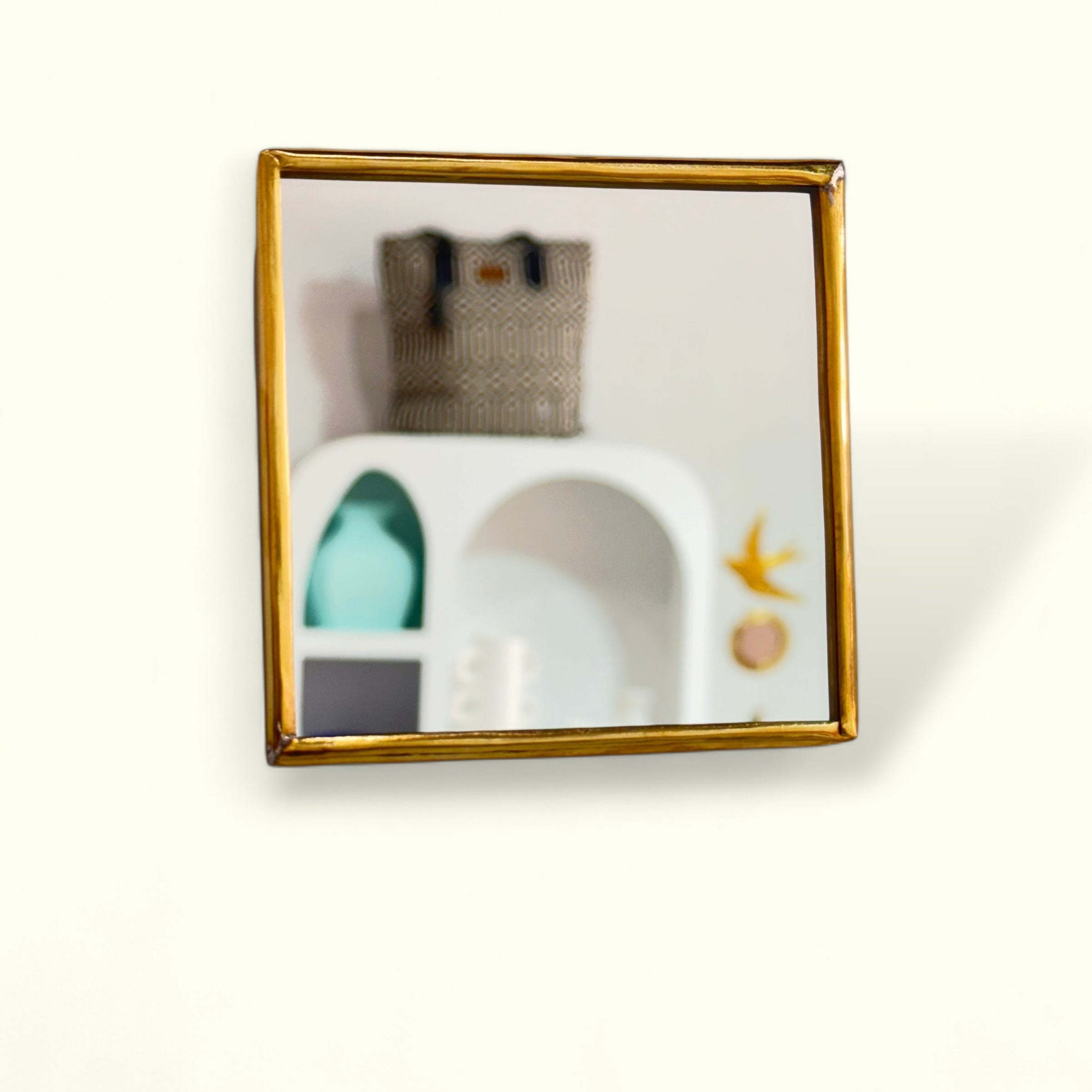 Petit Miroir bord fin en laiton - MOMO