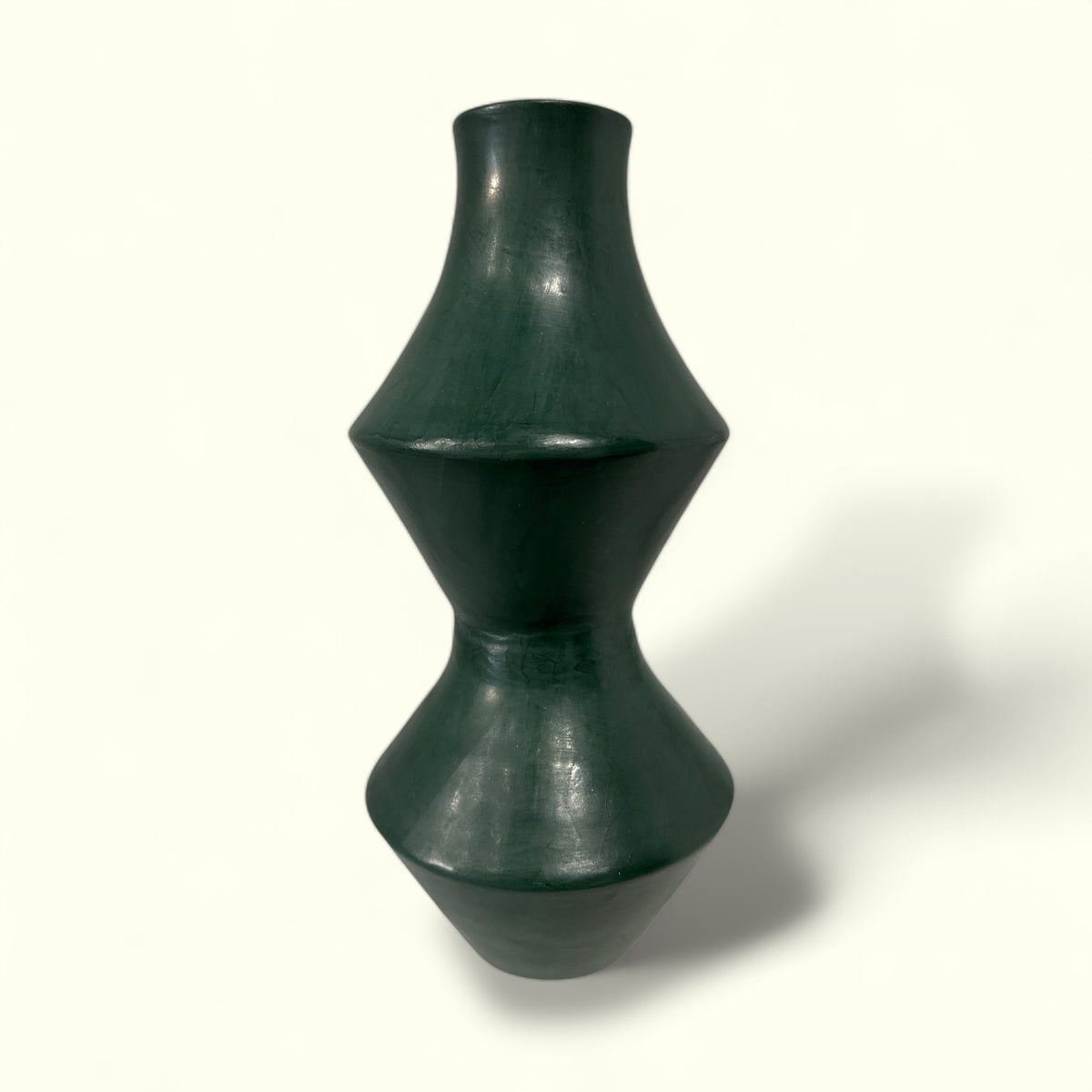 Vase en tadelakt vert fait main, pour une touche naturelle – Vase Verde, photo 2