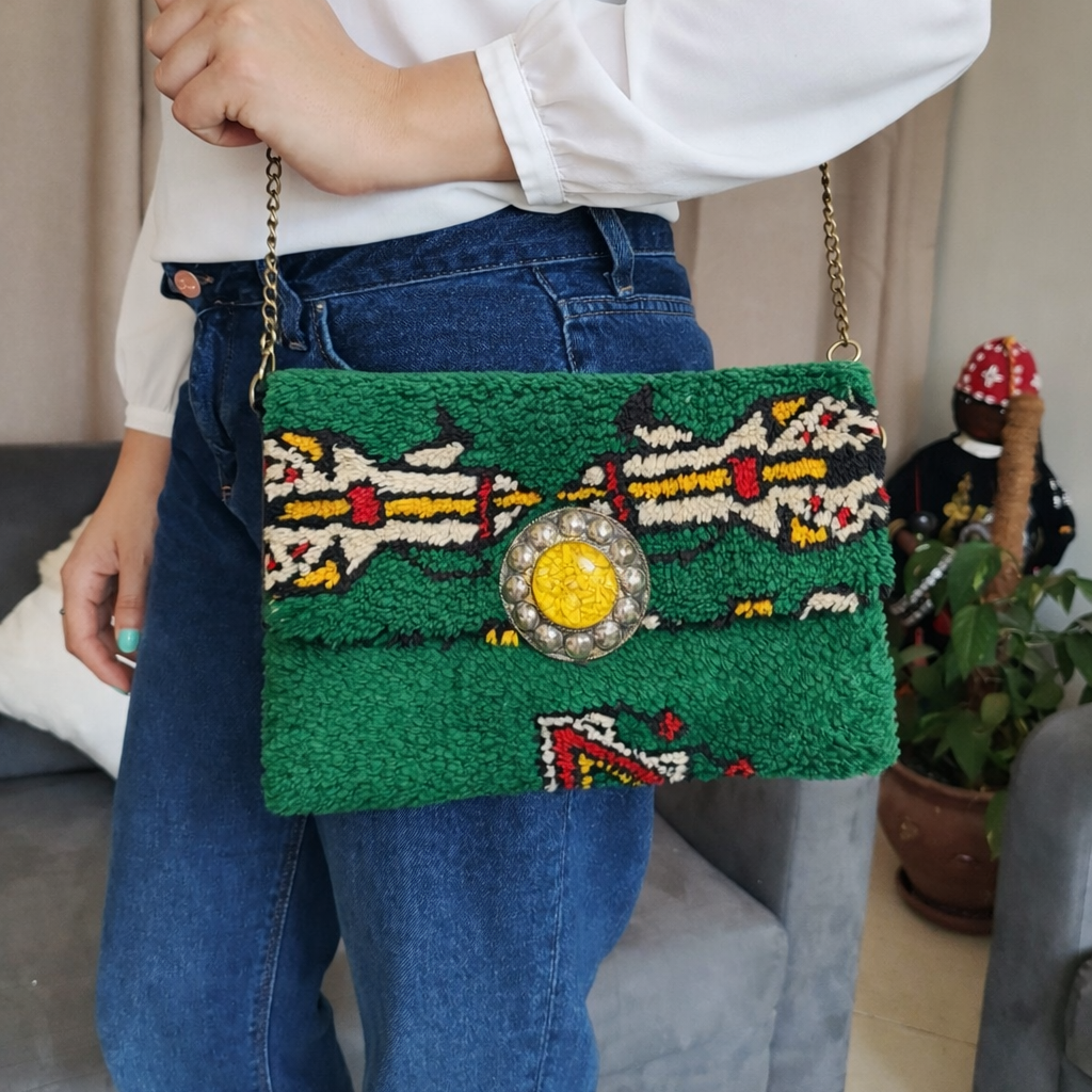 POCHETTE - TAPIS 001