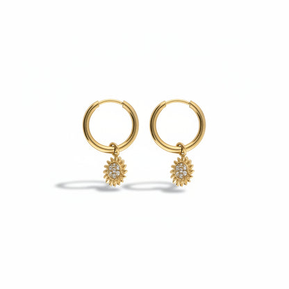 Boucles d'oreilles minimalistes Nomads avec petit soleil