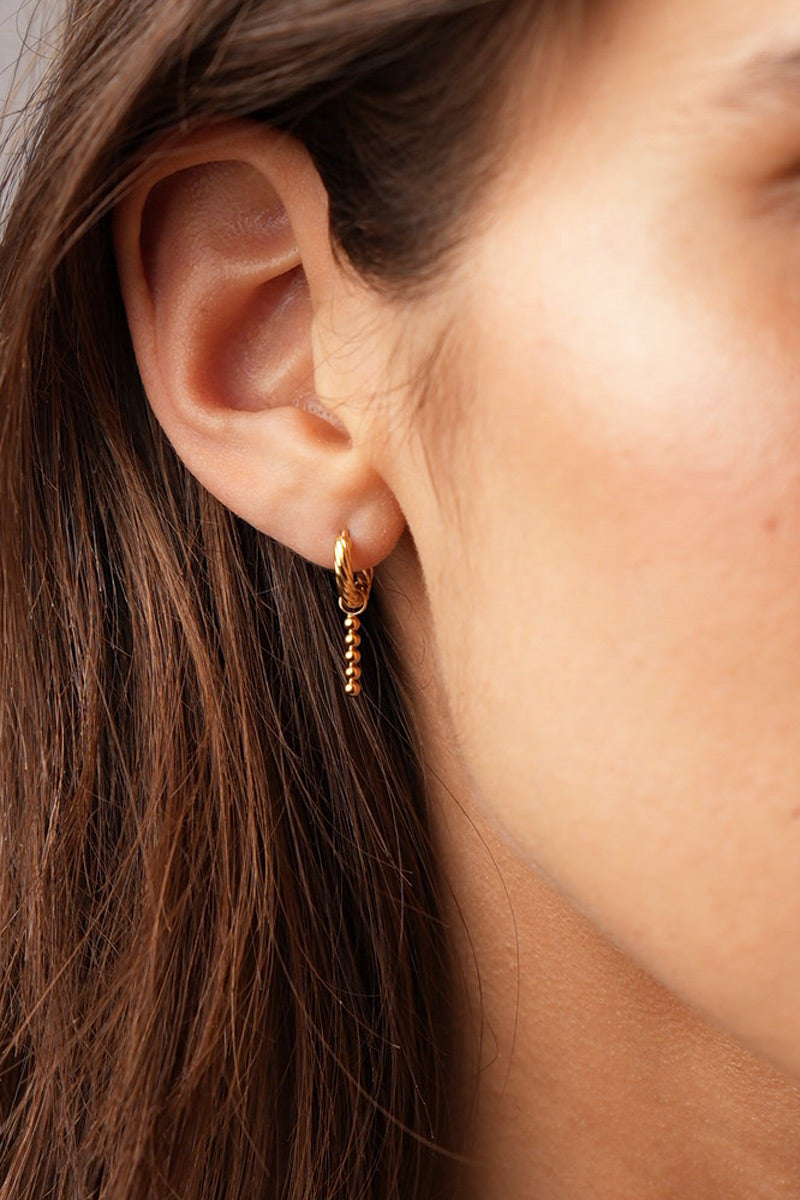 Boucles d'oreilles minimalistes Nomads avec billes
