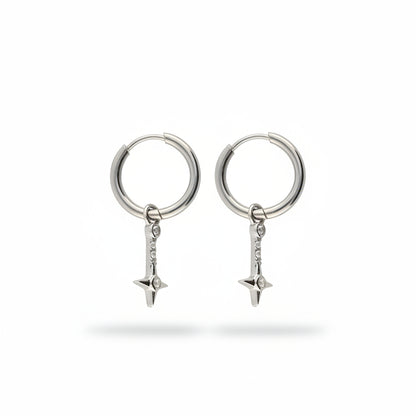 Boucles d'oreilles minimalistes Nomads avec étoile et strass