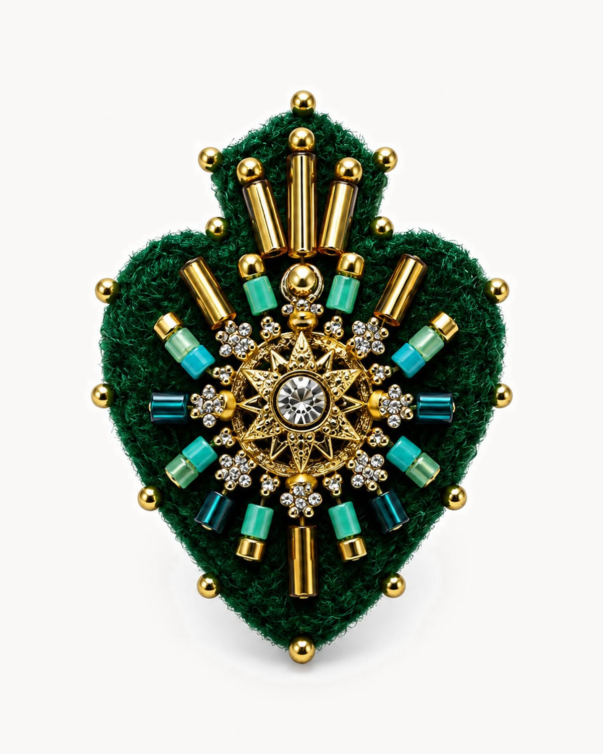 Broche cœur sacré en feutrine et perles — vert