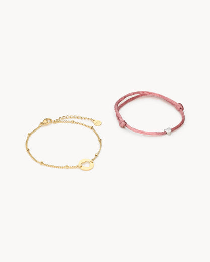 Bracelets duo mère-fille mini, cordon rose — de côté