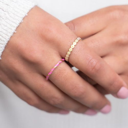 Twisted ring