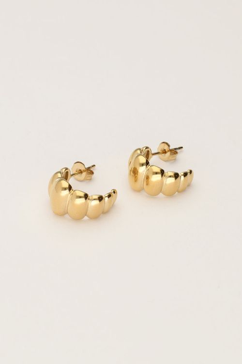 Bold earrings with striped bubble