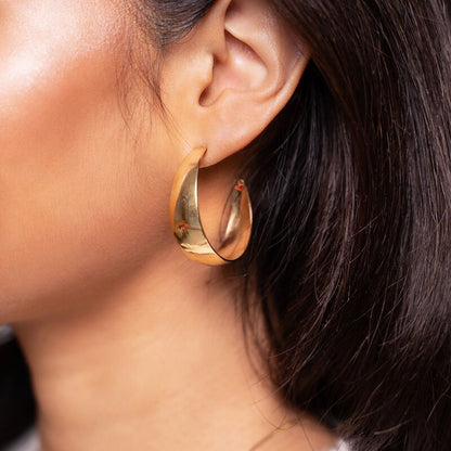 Grandes créoles style années 90