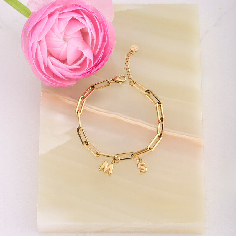 Bracele