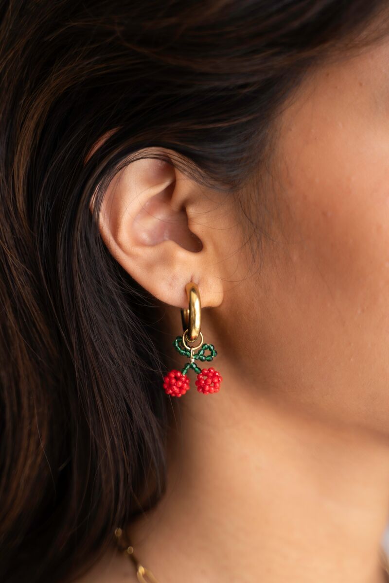 Boucles d'oreilles avec perles rouges cerise