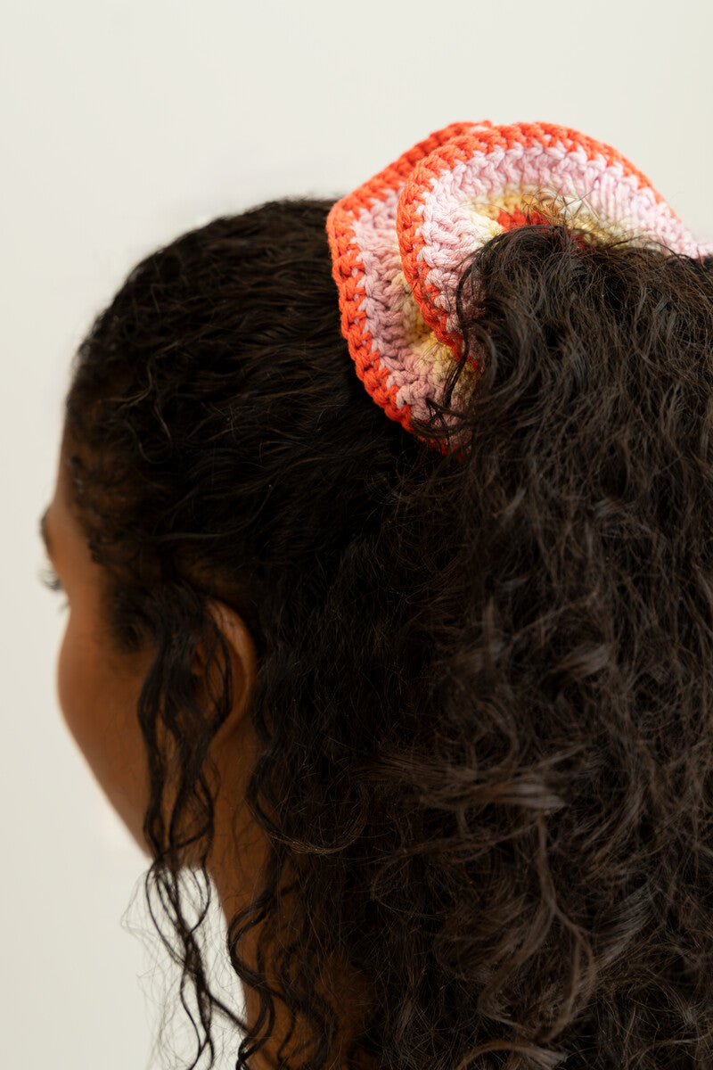 Crochet scrunchie