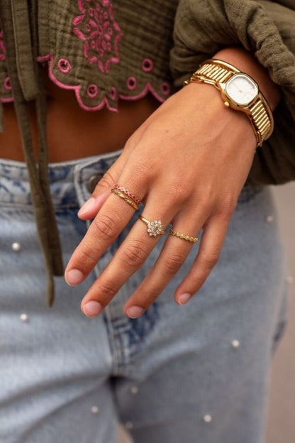 Bague Vintage avec mini fleur rose et rouge