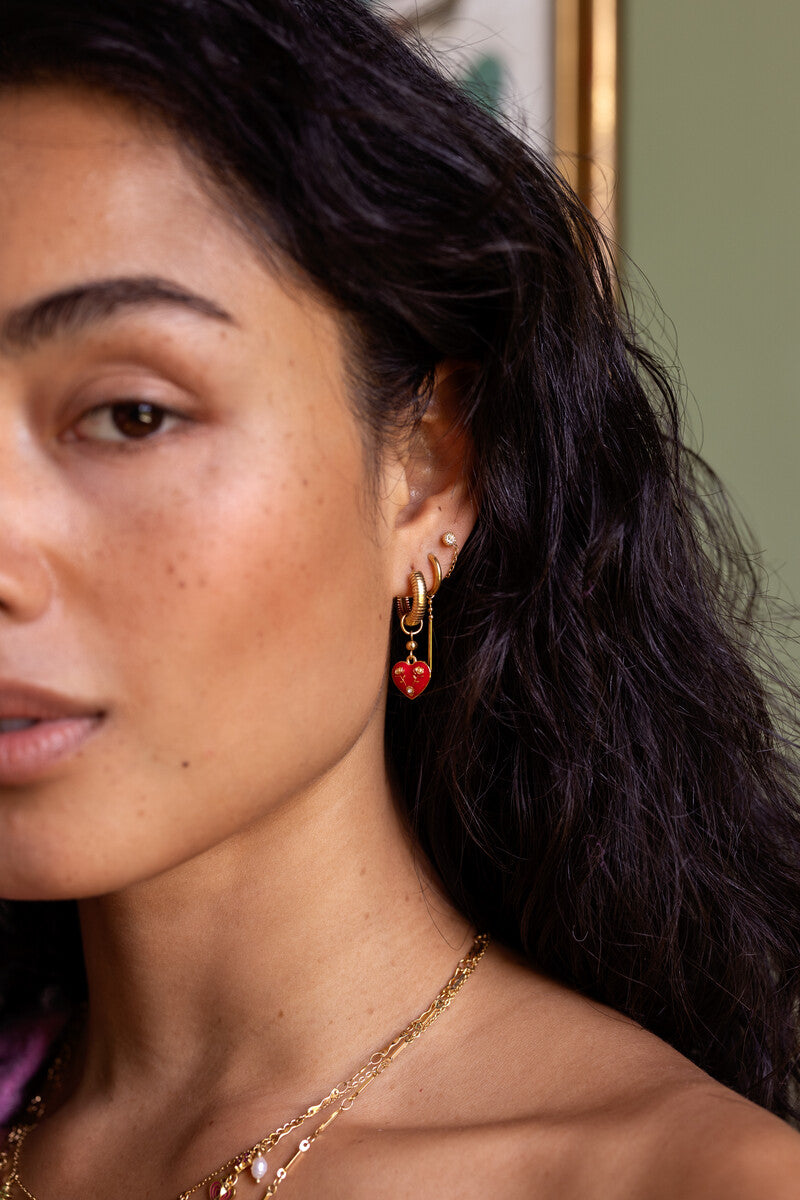 Boucles d'oreilles Mystic avec cœur rouge