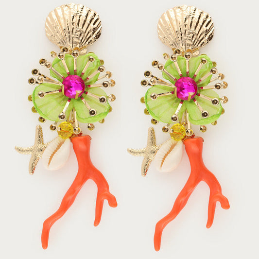 Boucles d'oreilles à fleurs et détails en corail
