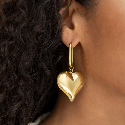 Boucles d'oreilles rectangulaires avec charm en forme de cœur