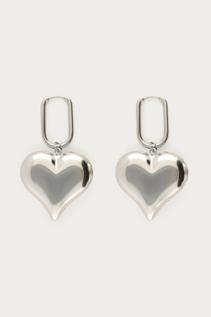 Boucles d'oreilles rectangulaires avec charm en forme de cœur