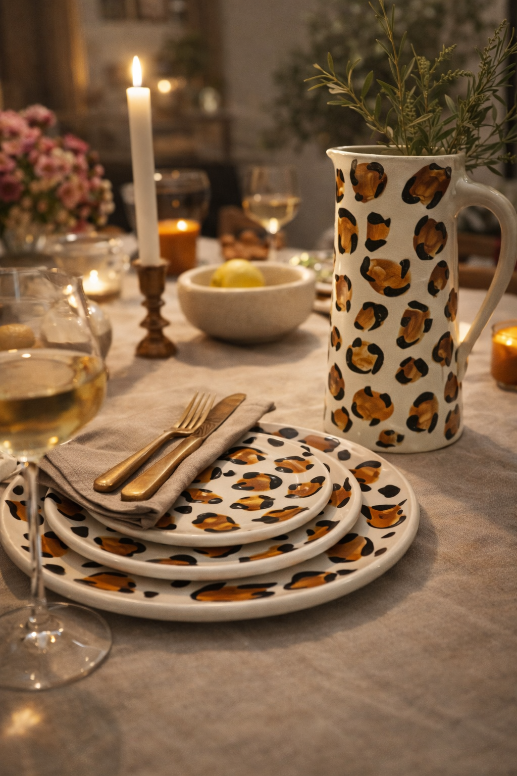 LEO Trio of plates - brown