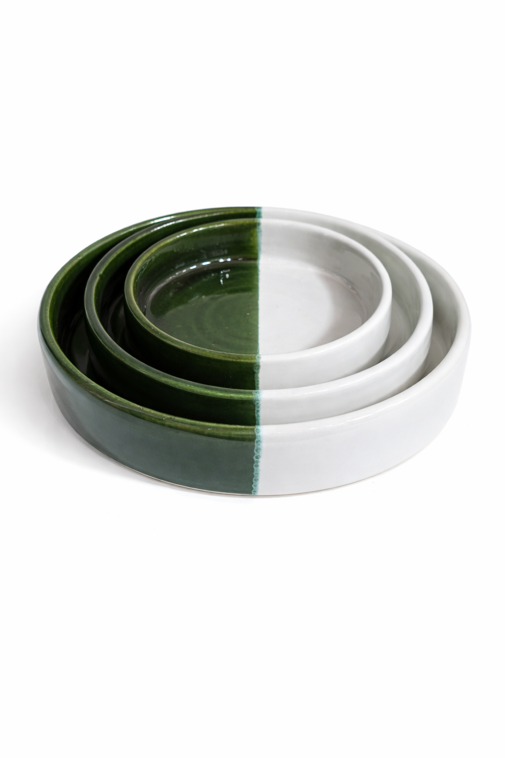 BELLA trio of white/green plates