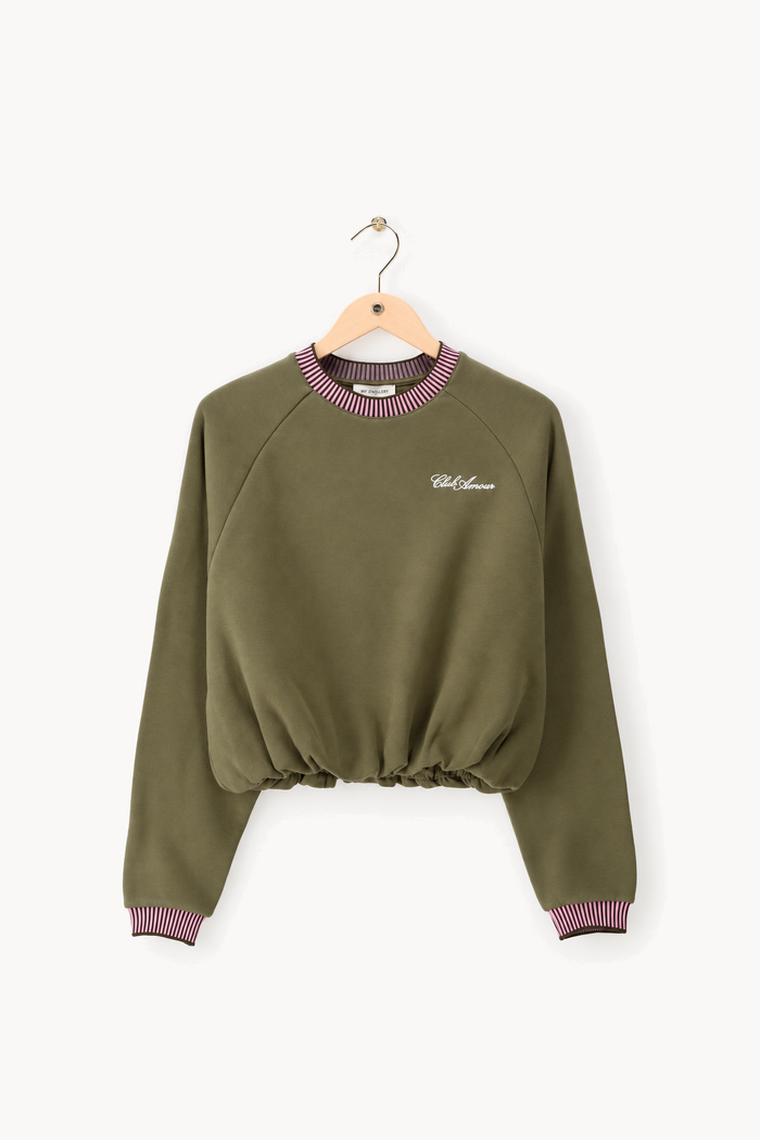 Sweat vert à bords rayés rose « Club amour »