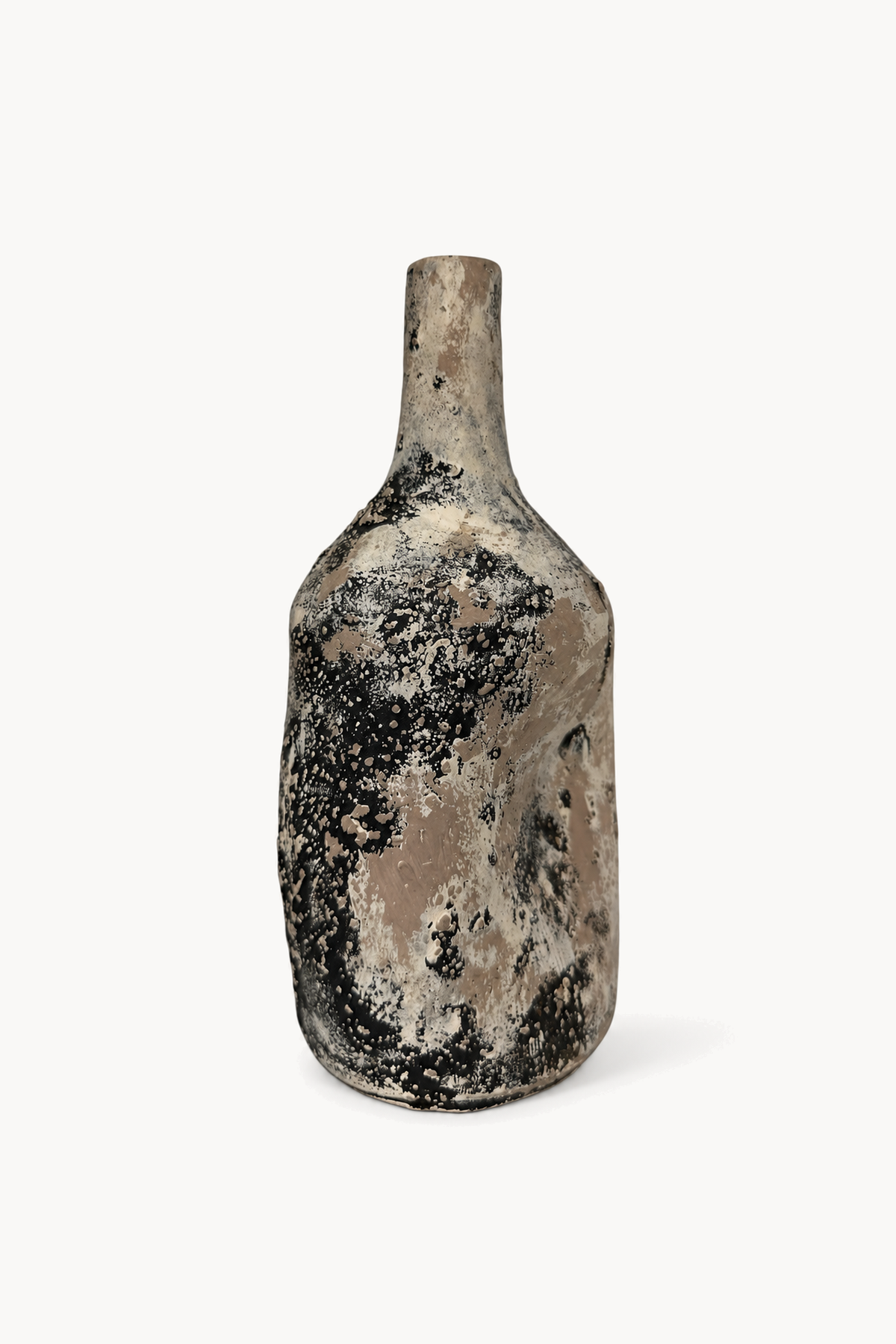 Vase bouteille - ROCHAS, de face sur fond blanc cassé