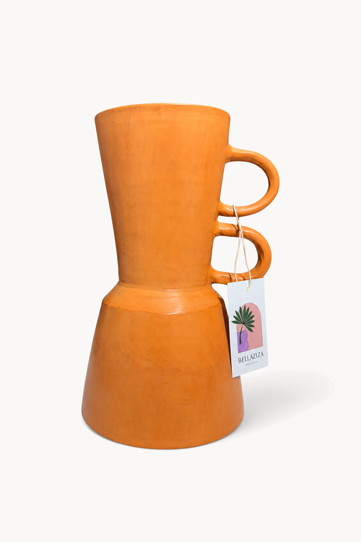 Vase - POULATRE, de face sur fond blanc cassé